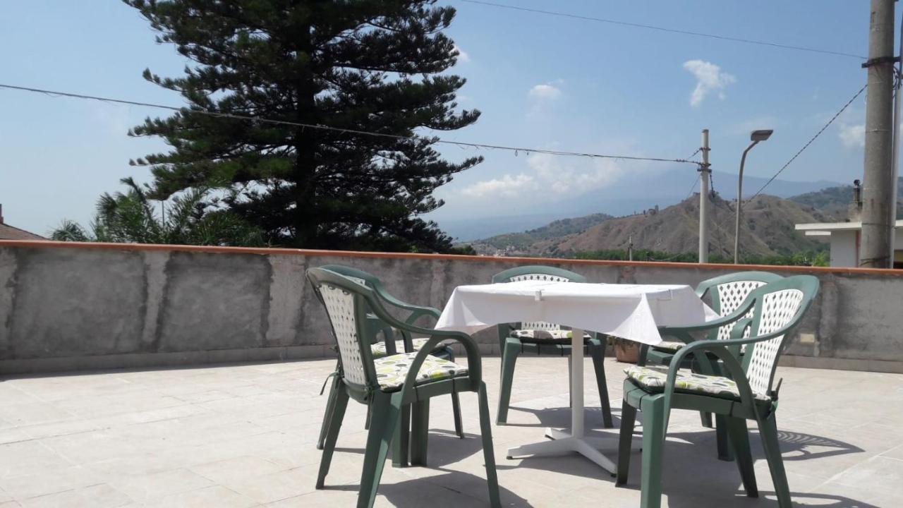 Estia Holidays Apartments - تاورمينا المظهر الخارجي الصورة