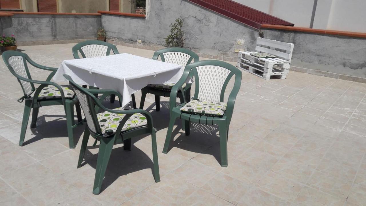 Estia Holidays Apartments - تاورمينا المظهر الخارجي الصورة
