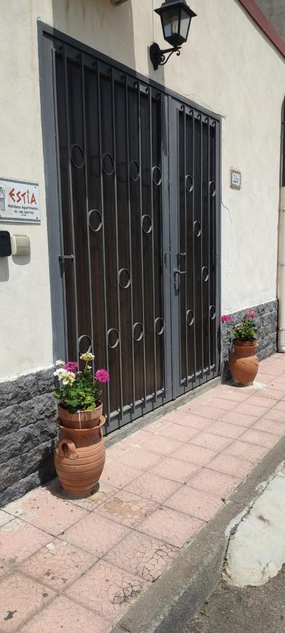 Estia Holidays Apartments - تاورمينا المظهر الخارجي الصورة
