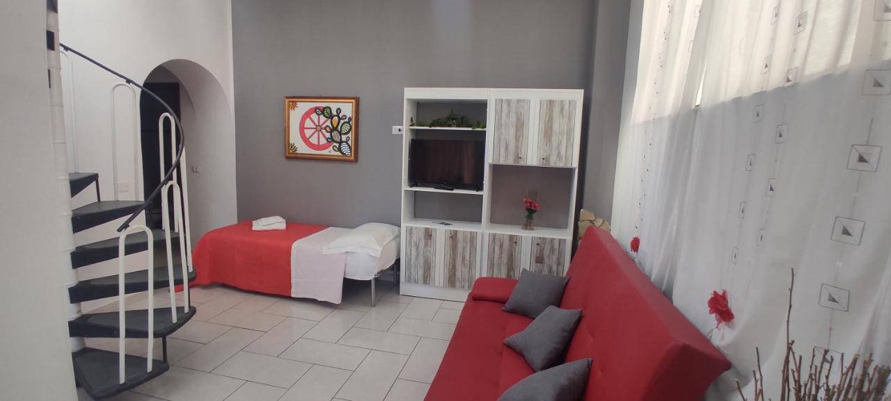 Estia Holidays Apartments - تاورمينا المظهر الخارجي الصورة